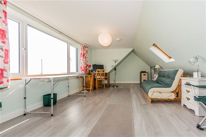 Hideaway, Reenogrena, Glandore, Cork