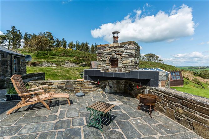 Hideaway, Reenogrena, Glandore, Cork