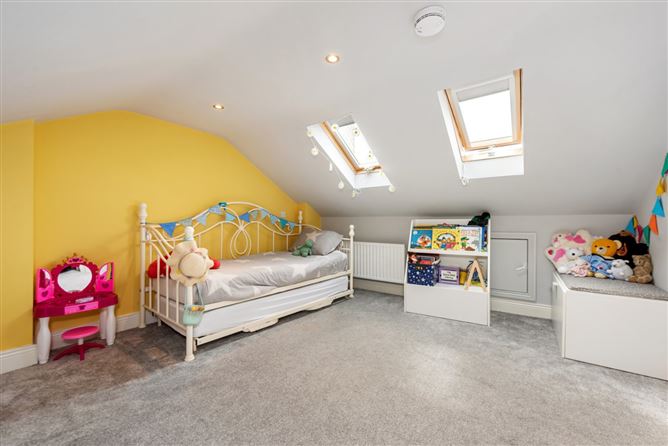 2 Whitechurch View, Rathfarnham, Dublin 16