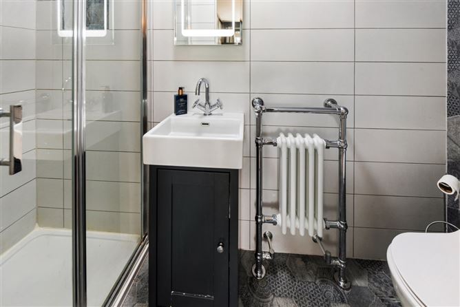 2 Whitechurch View, Rathfarnham, Dublin 16