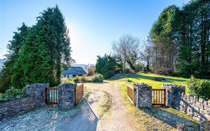 Cois Mara Bothar, Cappanacush East, Greenane, Kenmare, Co. Kerry