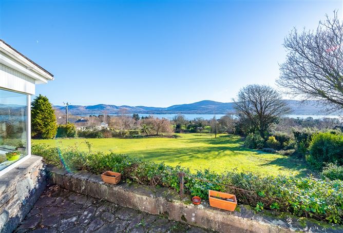 Cois Mara Bothar, Cappanacush East, Greenane, Kenmare, Co. Kerry