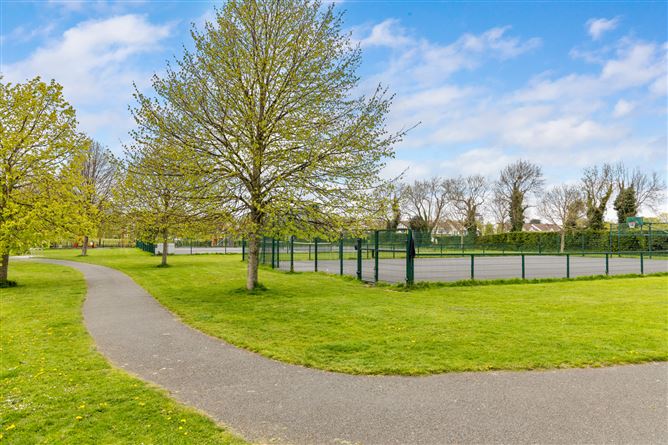 35 Glencairn Drive, The Gallops, Leopardstown, Dublin 18