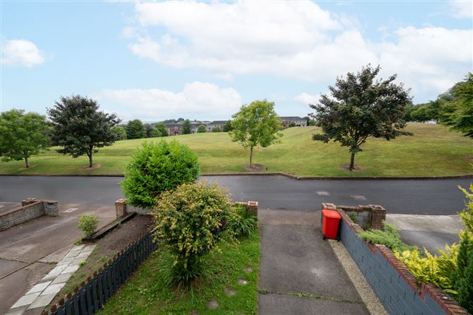 18 Pembroke Crescent, Pembroke Woods, Passage West, Cork