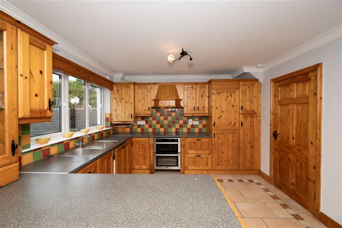 18 Pembroke Crescent, Pembroke Woods, Passage West, Cork