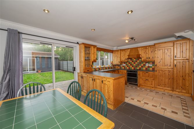18 Pembroke Crescent, Pembroke Woods, Passage West, Cork