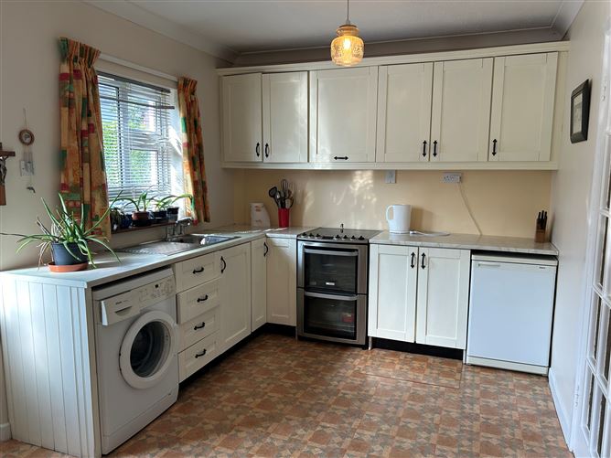 33 Aylsbury Downs, Ballincollig, Cork