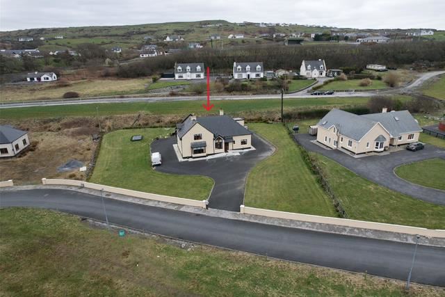 Ennistymon Road, Lahinch, Clare