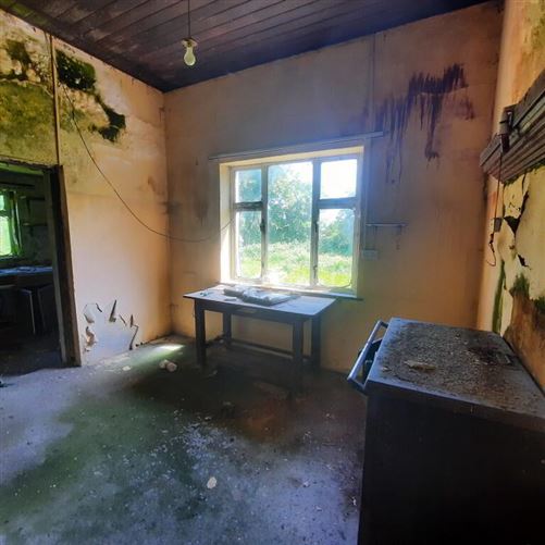 Ballyfarnagh, Knock, Mayo