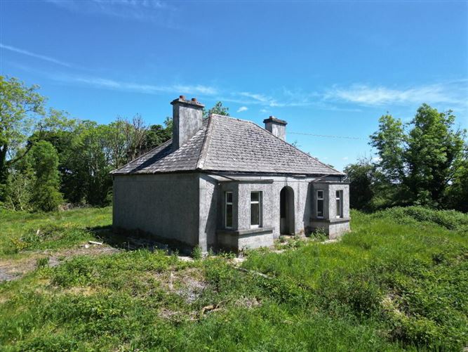 Ballyfarnagh, Knock, Mayo