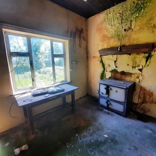 Ballyfarnagh, Knock, Mayo