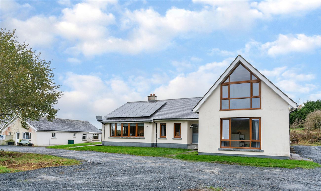 Residence on c. 3.87 Acres, 'Lake Breeze' Manor Kilbride, Blessington, Wicklow