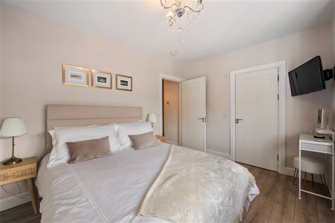 https://photos-a.propertyimages.ie/media/3/6/3/4982363/38057b11-093e-41a3-a2c8-600c3dc06fbf_l.jpg