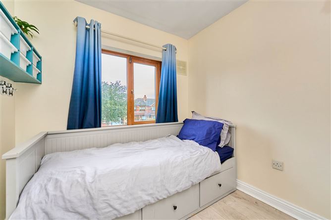 Photo 12 of 20 — 24 Ashington Close, Navan Road, Dublin 7