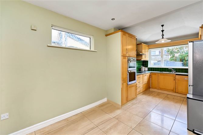 Photo 8 of 20 — 24 Ashington Close, Navan Road, Dublin 7