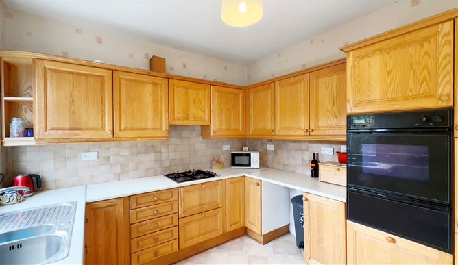 16 Lawnswood Park, Stillorgan, Co. Dublin