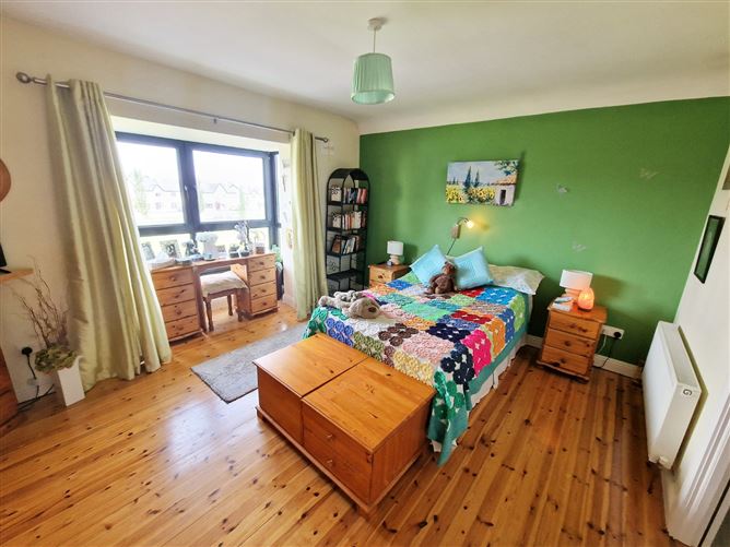 20 Garden View, Clarecastle, Ennis, Co. Clare