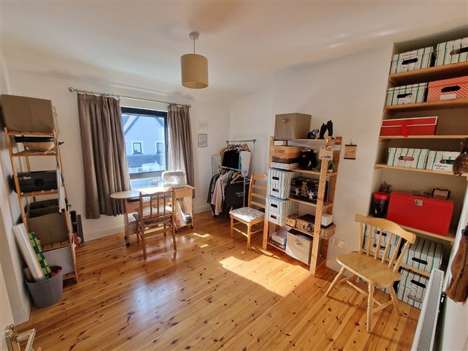 20 Garden View, Clarecastle, Ennis, Co. Clare