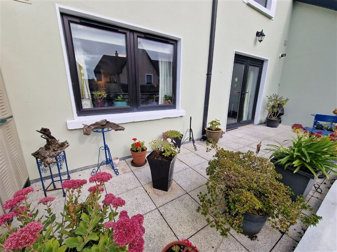 20 Garden View, Clarecastle, Ennis, Co. Clare