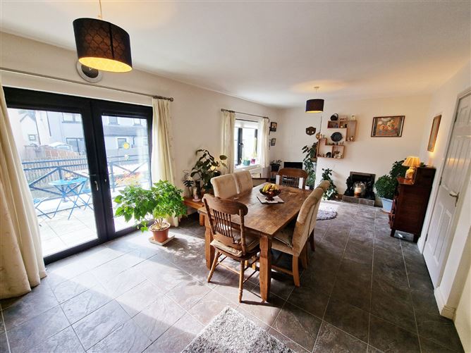 20 Garden View, Clarecastle, Ennis, Co. Clare