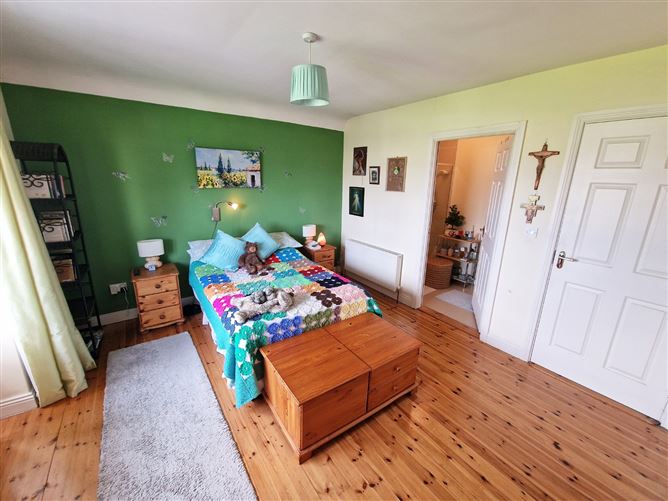 20 Garden View, Clarecastle, Ennis, Co. Clare