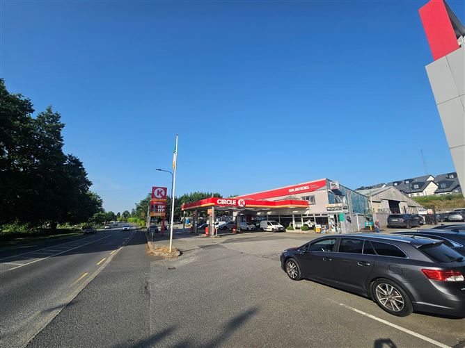 Photo 1 of 14 — Naas Road, Kilcullen, Kildare