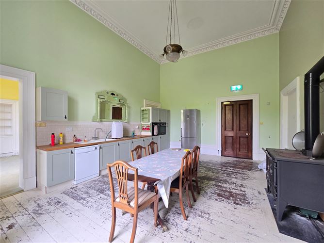 Photo 37 of 52 — Middleton Park House, Castletown Geoghegan, Co. Westmeath