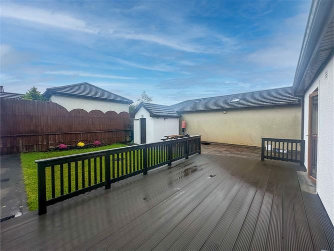 6 Radharc Na Farraige, Ballymoneen Road, Knocknacarra, Galway City