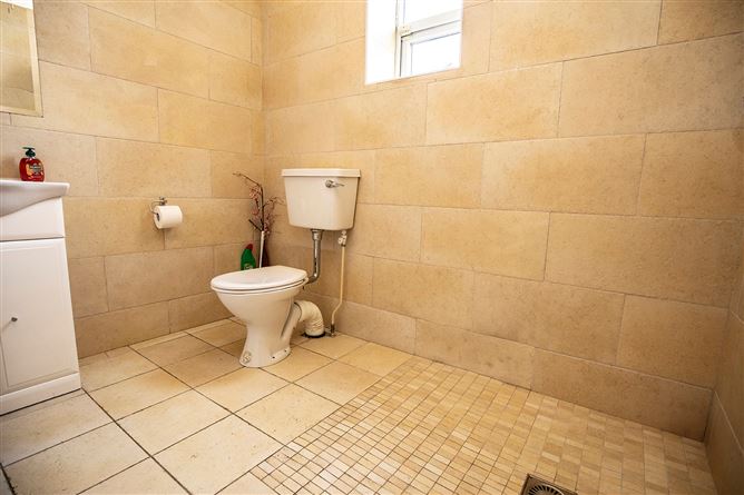 15, Hollybrook Road, Clontarf, Dublin 3