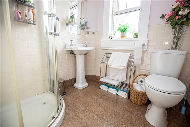 15, Hollybrook Road, Clontarf, Dublin 3