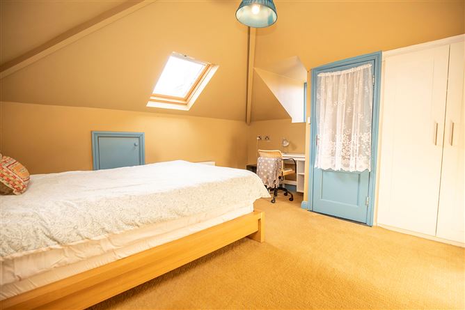 15, Hollybrook Road, Clontarf, Dublin 3