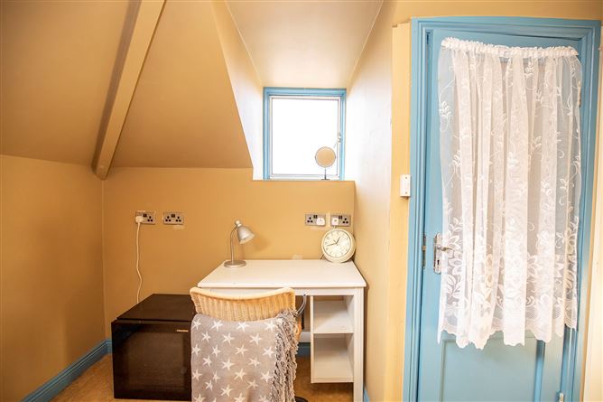 15, Hollybrook Road, Clontarf, Dublin 3