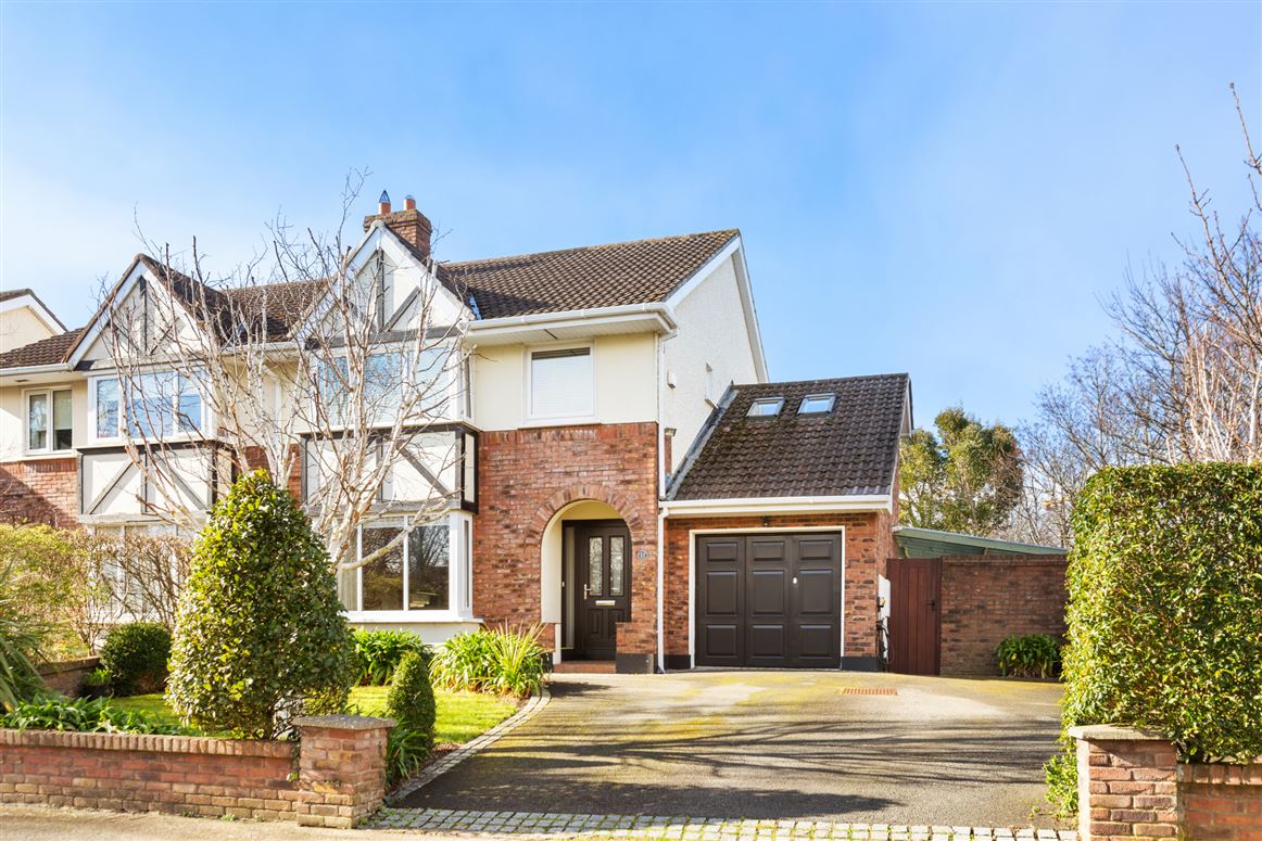 12 Glencairn Drive, The Gallops, Leopardstown, Dublin 18