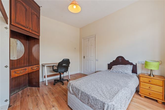 Photo 8 of 45 — Card Ross, 99 Glasheen Road, Glasheen, Cork