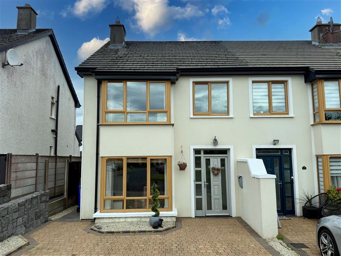48 Carrabeag, Castlebar, Co. Mayo
