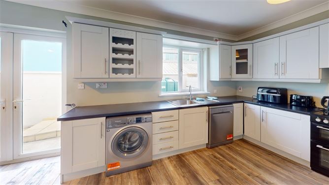 Photo 9 of 16 — 5 Ford Court, Kilmuckridge, Co. Wexford