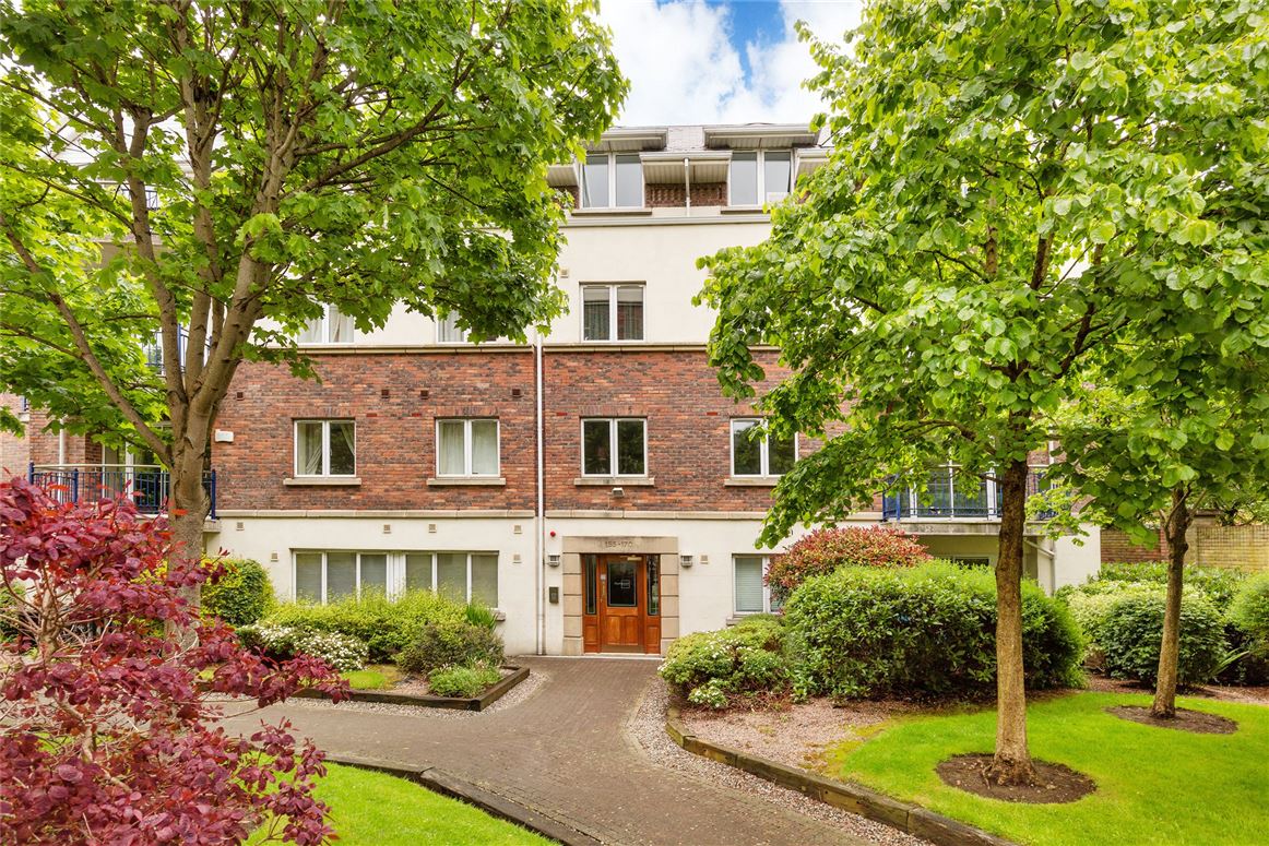 Photo 1 of 7 — 170 Hampton Square, Navan Road, Dublin 7
