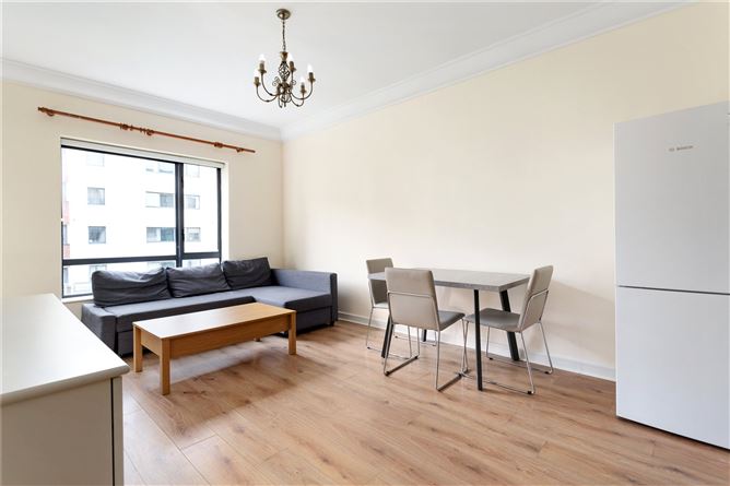81 Moy House, Custom House Square, IFSC