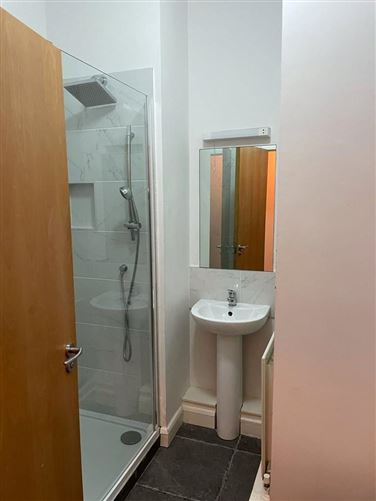 81 Moy House, Custom House Square, IFSC