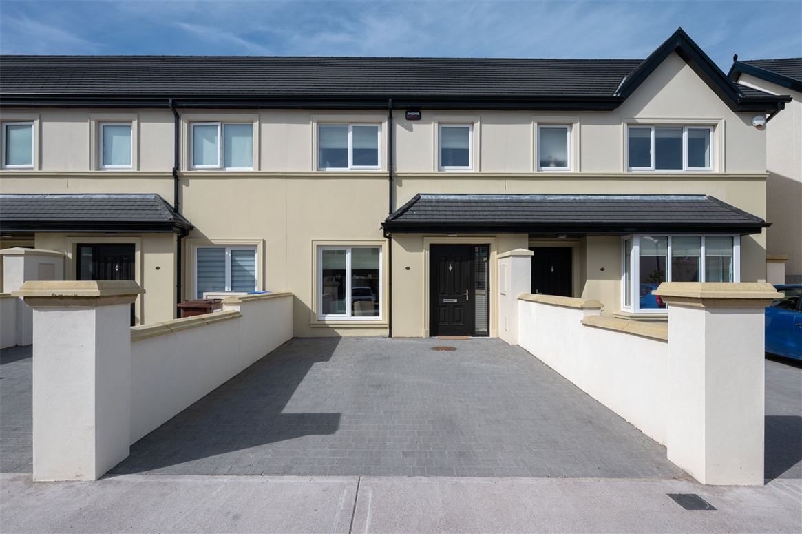 176 Drakes Point, Crosshaven, Co. Cork Sherry FitzGerald Cork