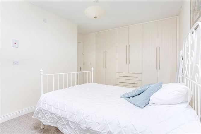 22 The Meadows, Oldgrange Wood, Monasterevin, Kildare