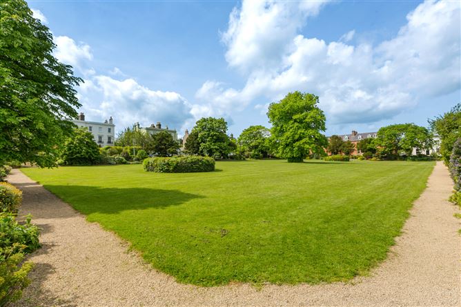 13 Trafalgar Lane, Monkstown, Co. Dublin