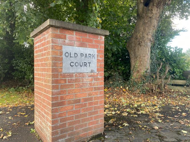 8 Old Park Court, Clones Rd, Monaghan