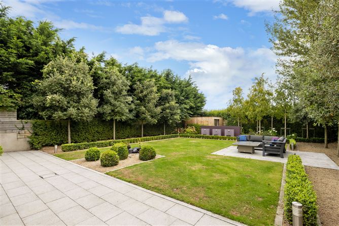 Maples, South Place, The Burnaby, Greystones, Co. Wicklow