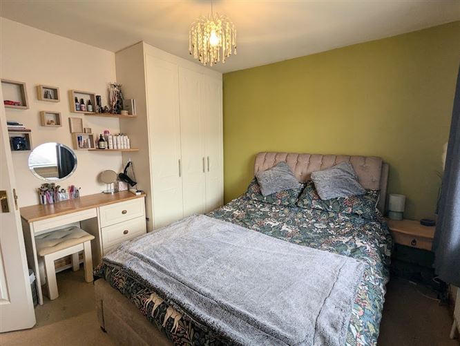 50 The Avenue, Drummin Village, Nenagh, Co. Tipperary