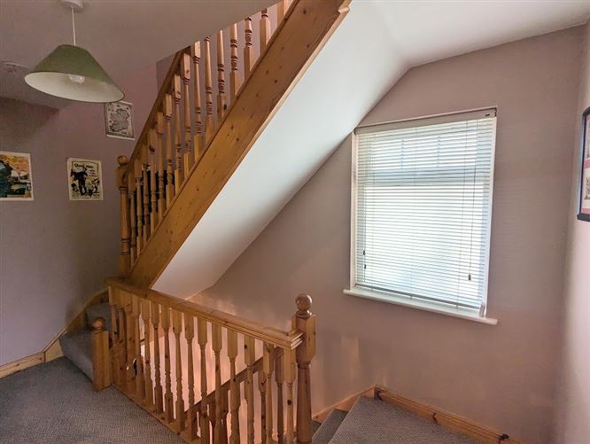 50 The Avenue, Drummin Village, Nenagh, Co. Tipperary