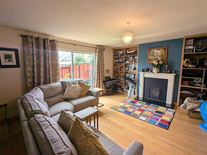 50 The Avenue, Drummin Village, Nenagh, Co. Tipperary