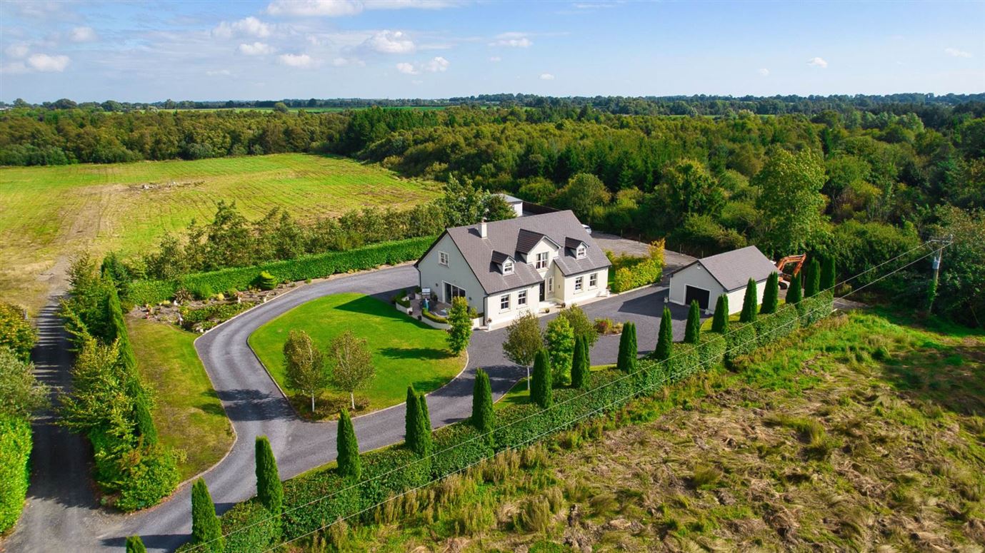 Mylerstown On Approx. 11.4 Acres, Robertstown, County Kildare