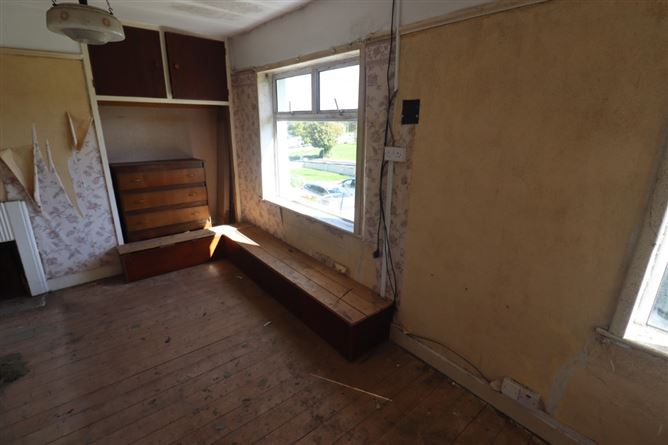 3 Canon Sheehan Place, Mallow, Cork
