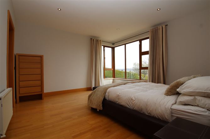 Old Fintra Road, Killybegs, Co.Donegal